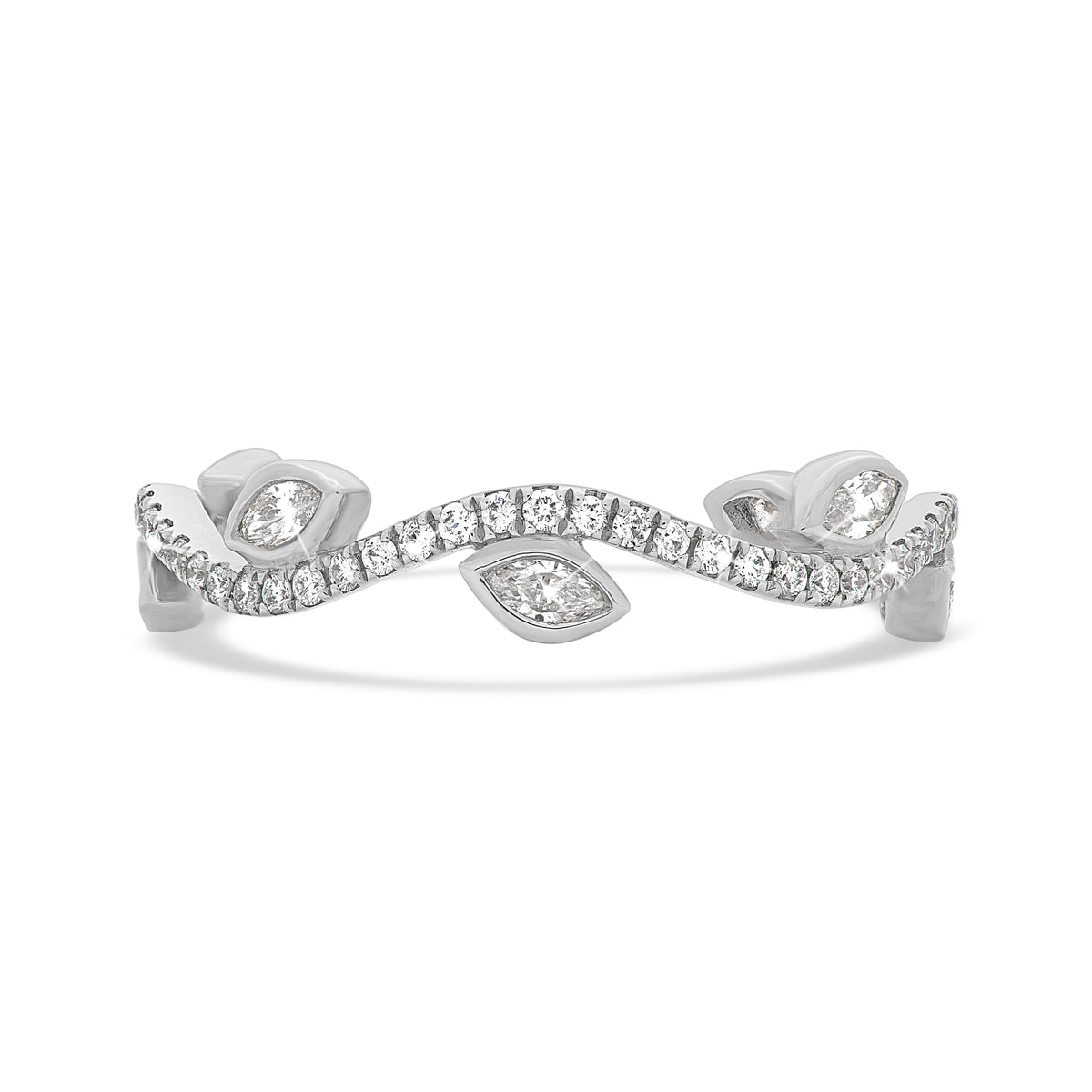 Vine and Leaf Design Diamond Band