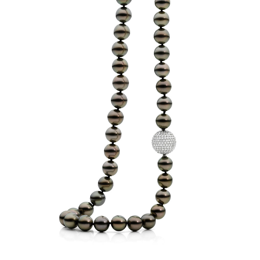 Allure-black-tahitian-pearls