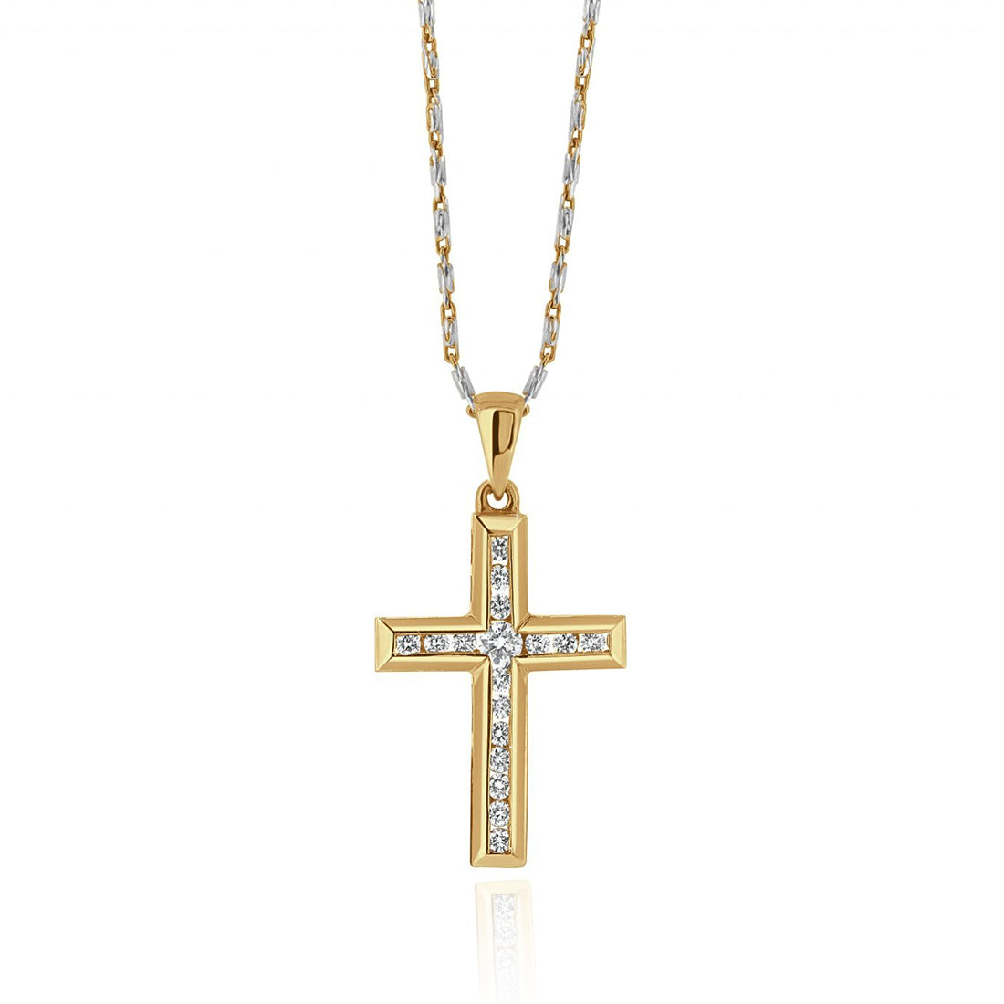 Chic Diamond Cross Pendant with Exquisite Larger Centre Diamond