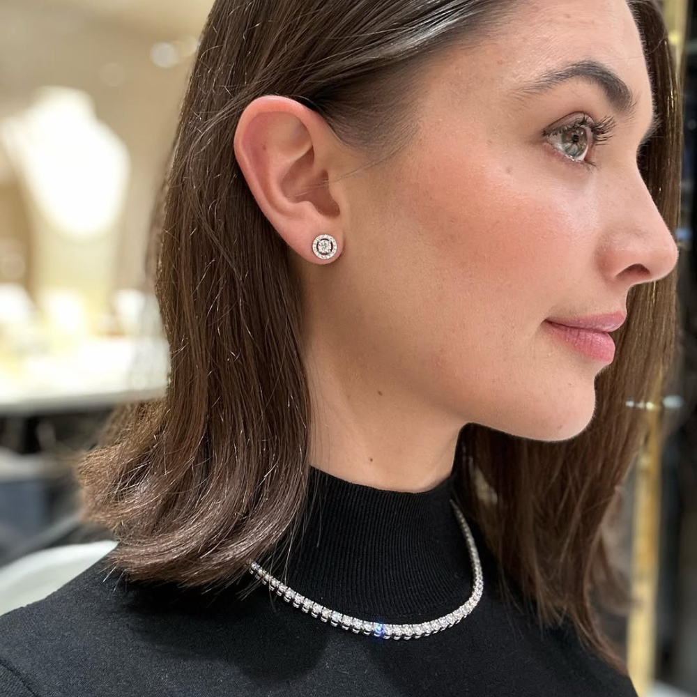 Necklaces That Move Effortlessly from Day to Night