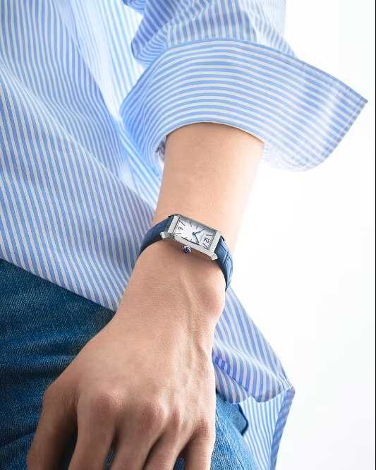 Hampton 10795 Quartz Watch 35x22mm