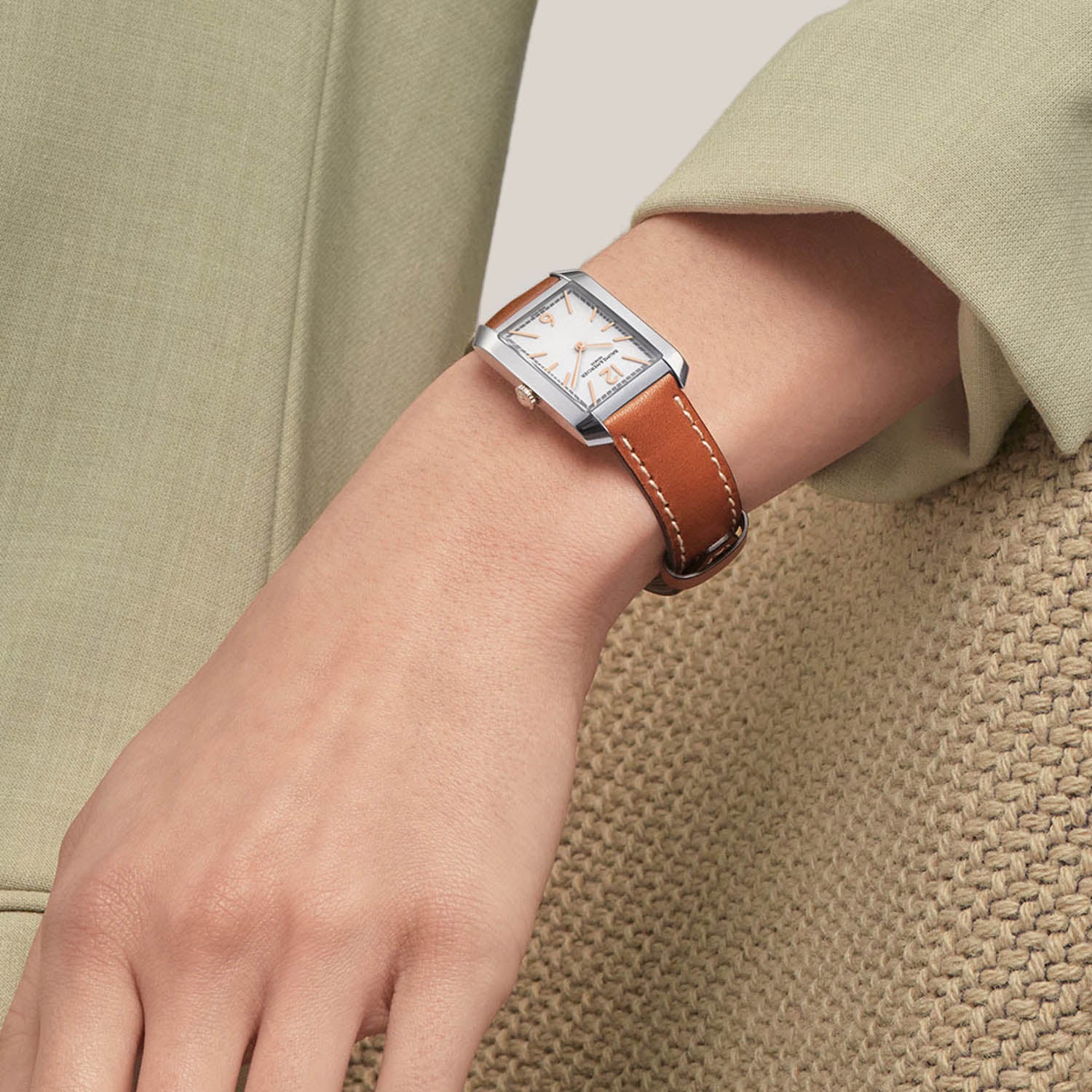 Hampton Women's Watch 35 x 22mm