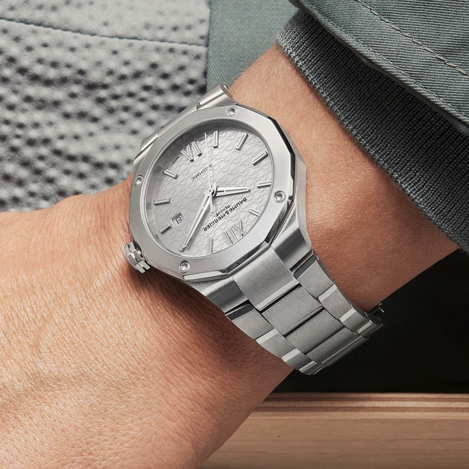Riviera Automatic, Date Display Men's Watch 42mm