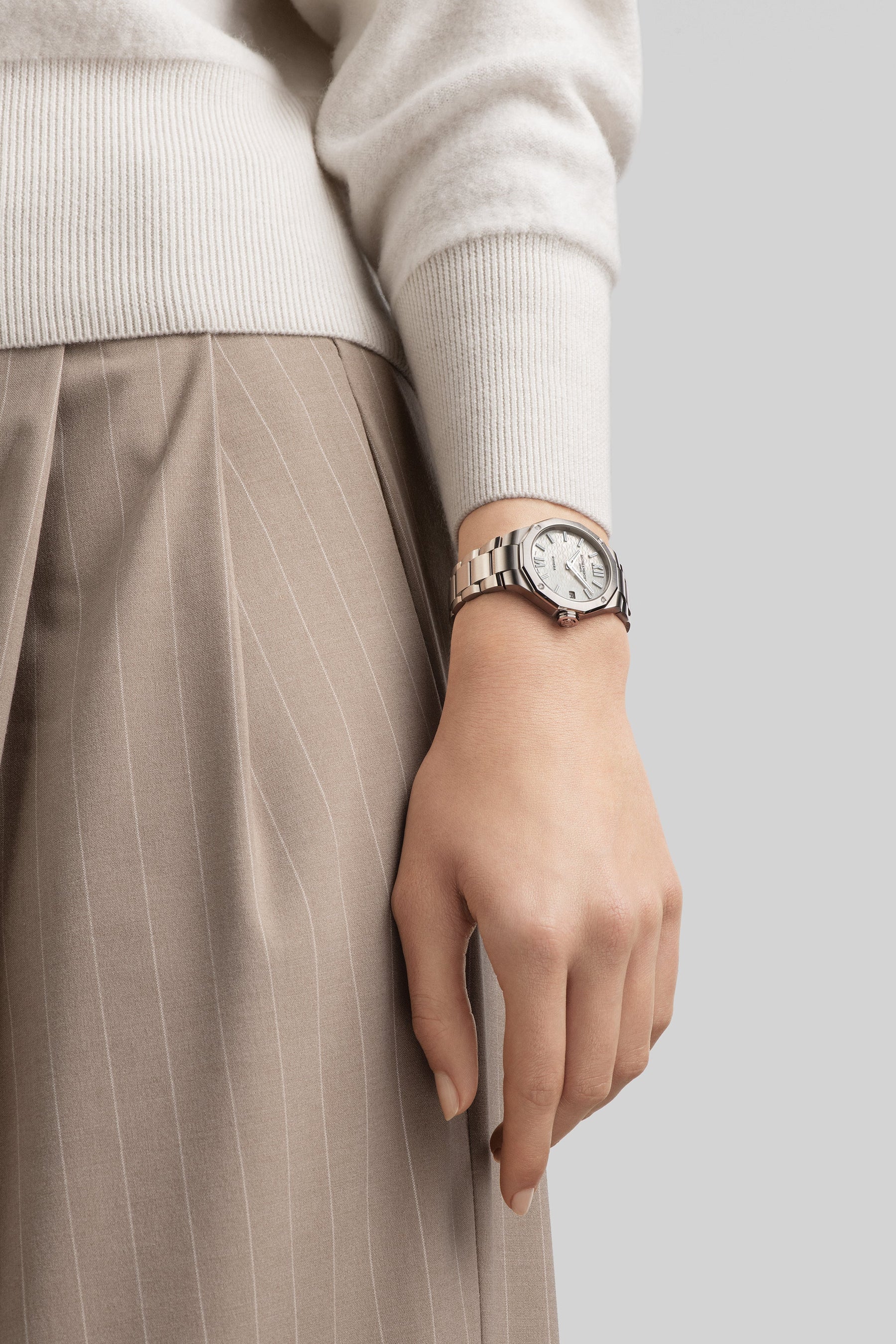Riviera Date Display Women's Watch 33mm