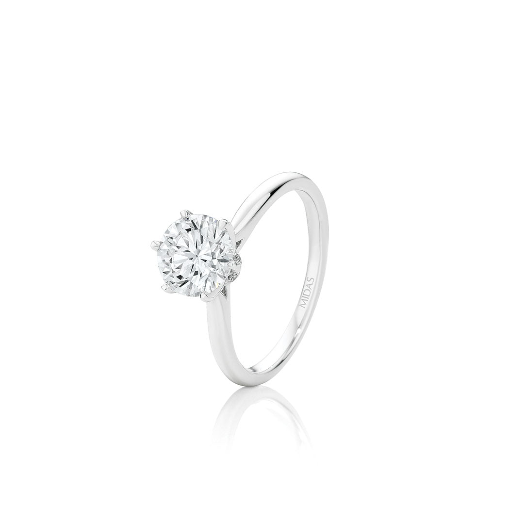 Round Brilliant Cut Solitaire Diamond Engagement Ring