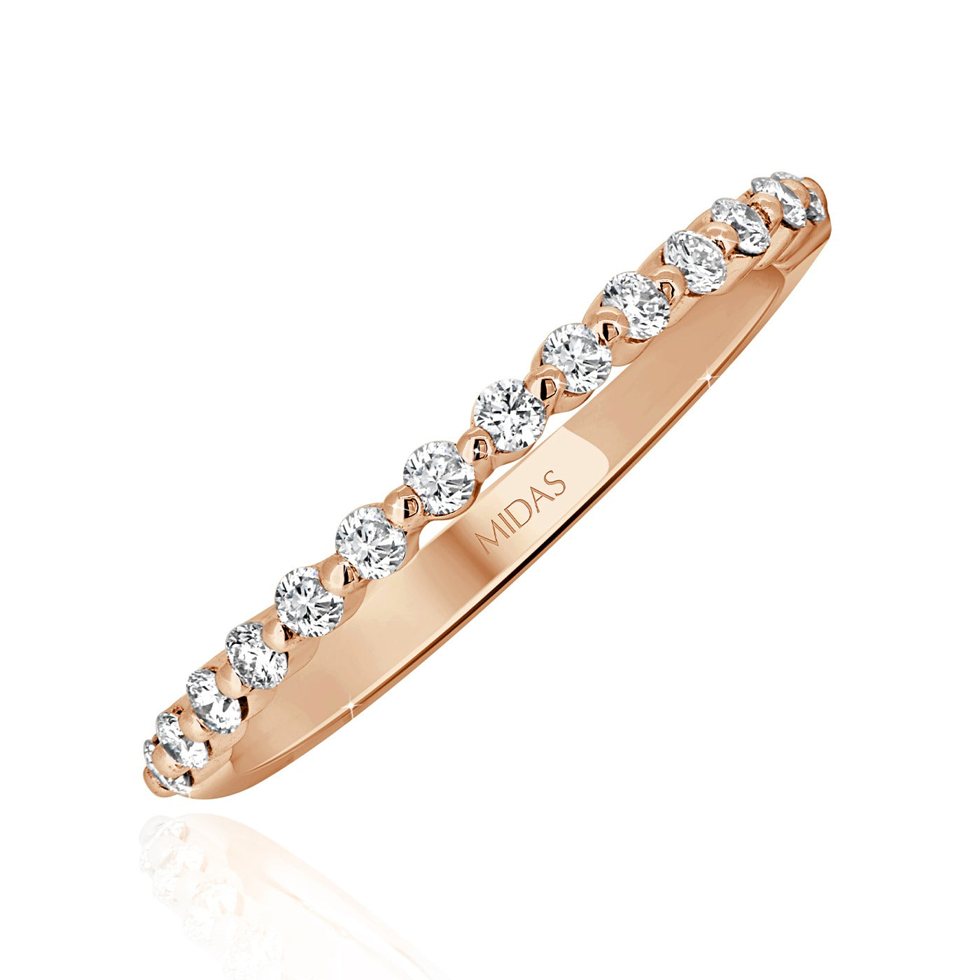 Round Cut Diamond Wedding Band