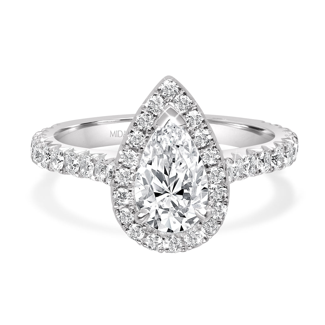 Dazzling Pear Shape with Seamless Diamond Halo