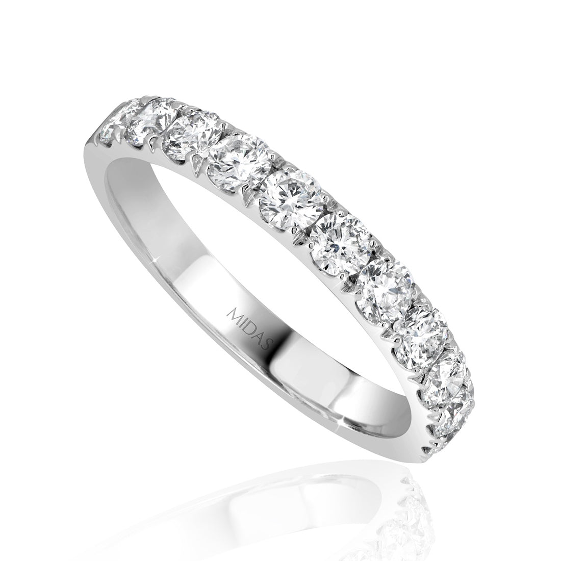 Round Cut Diamond Wedding Band